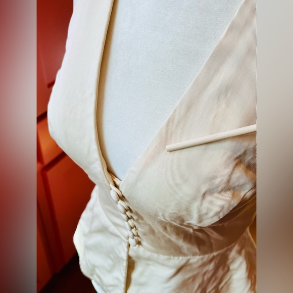 Reformation Rylan Top - Picture 11 of 16